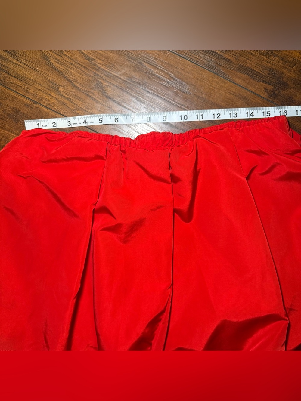 Old Navy Red Taffeta Bubble Mini Skirt L Balloon Hem Y2K Party Gameday Coquette - Picture 11 of 13